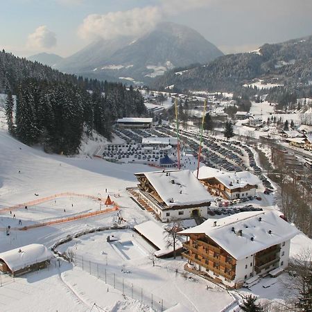 Hotel Der Waldhof à Scheffau am Wilden Kaiser Extérieur photo
