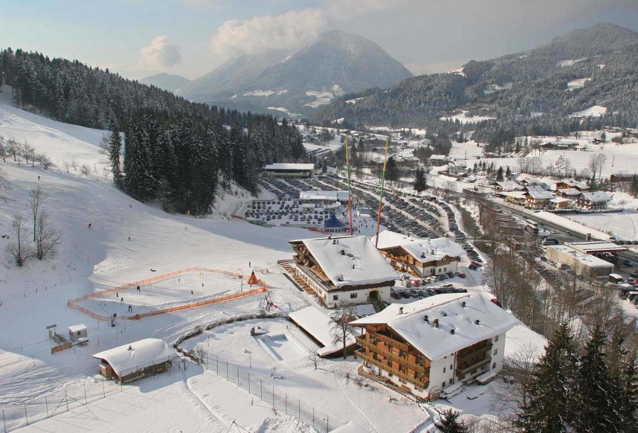 Hotel Der Waldhof à Scheffau am Wilden Kaiser Extérieur photo