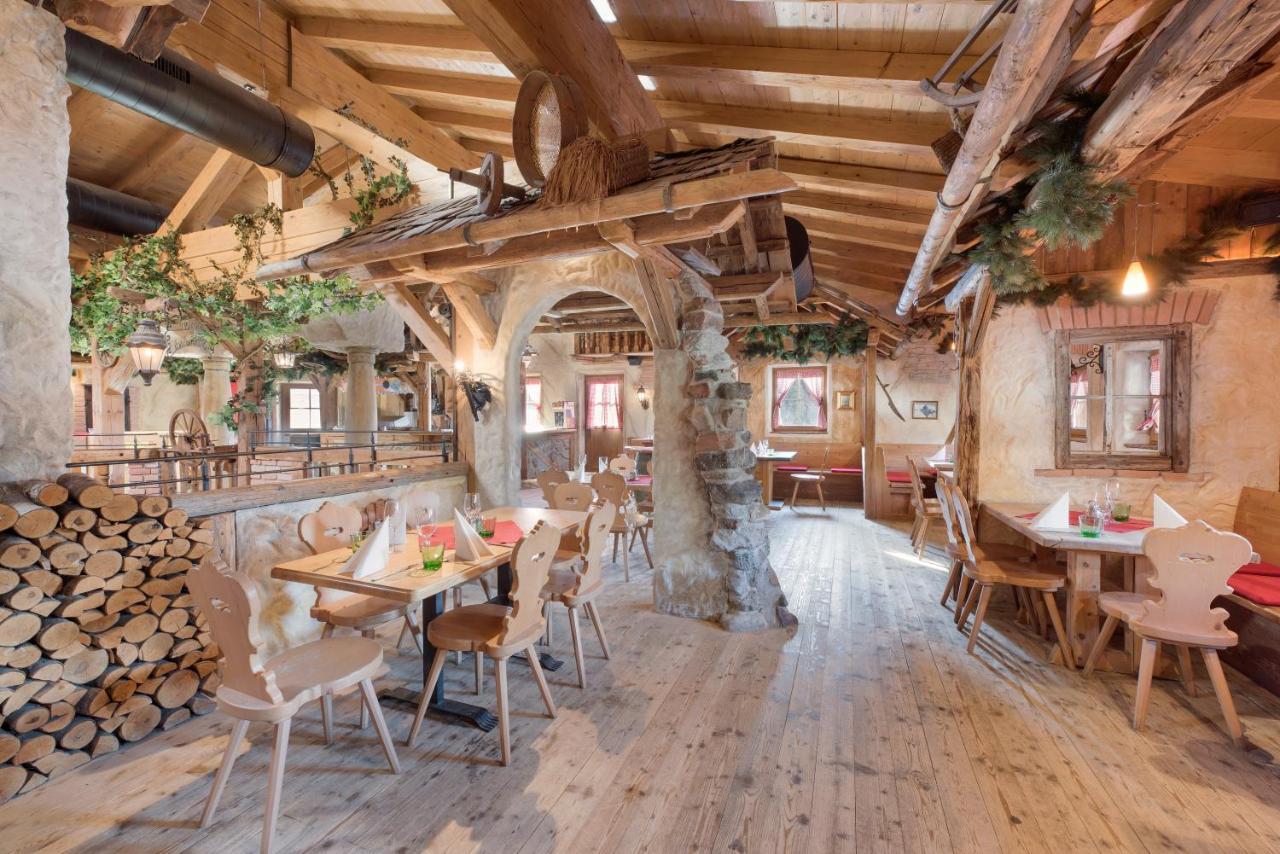 Hotel Der Waldhof à Scheffau am Wilden Kaiser Extérieur photo