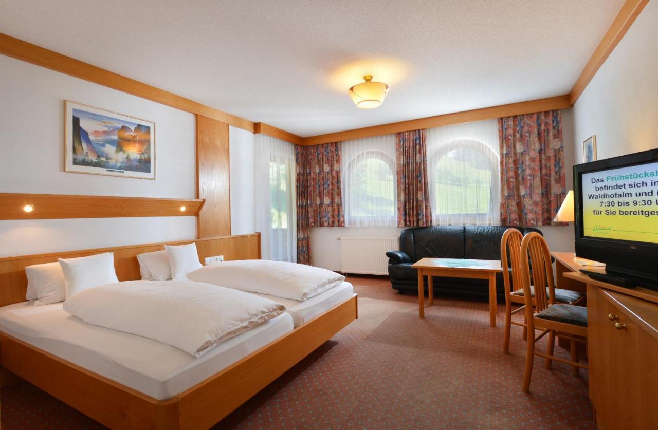 Hotel Der Waldhof à Scheffau am Wilden Kaiser Extérieur photo