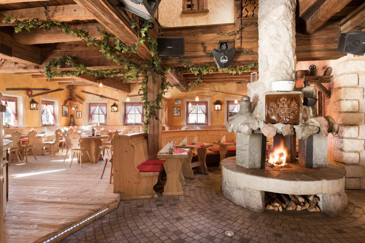 Hotel Der Waldhof à Scheffau am Wilden Kaiser Extérieur photo