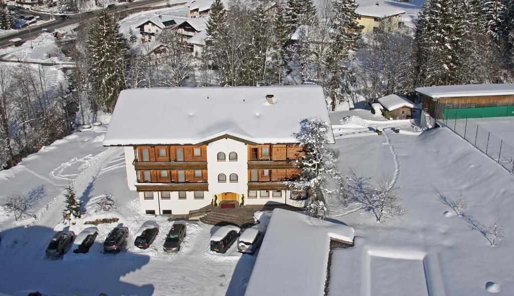 Hotel Der Waldhof à Scheffau am Wilden Kaiser Extérieur photo