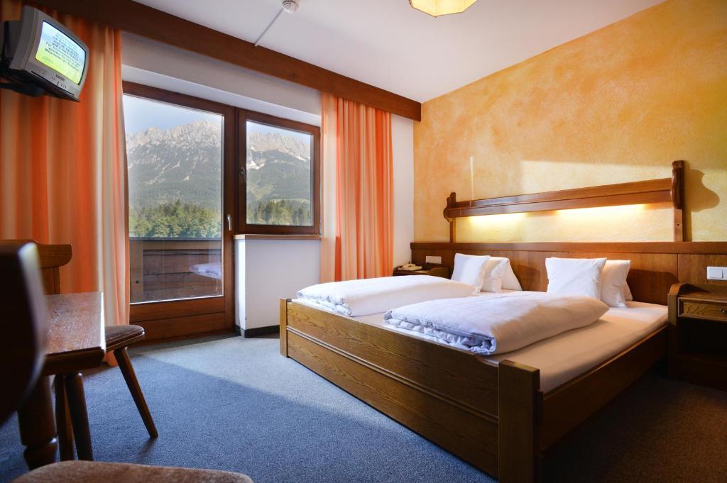 Hotel Der Waldhof à Scheffau am Wilden Kaiser Chambre photo